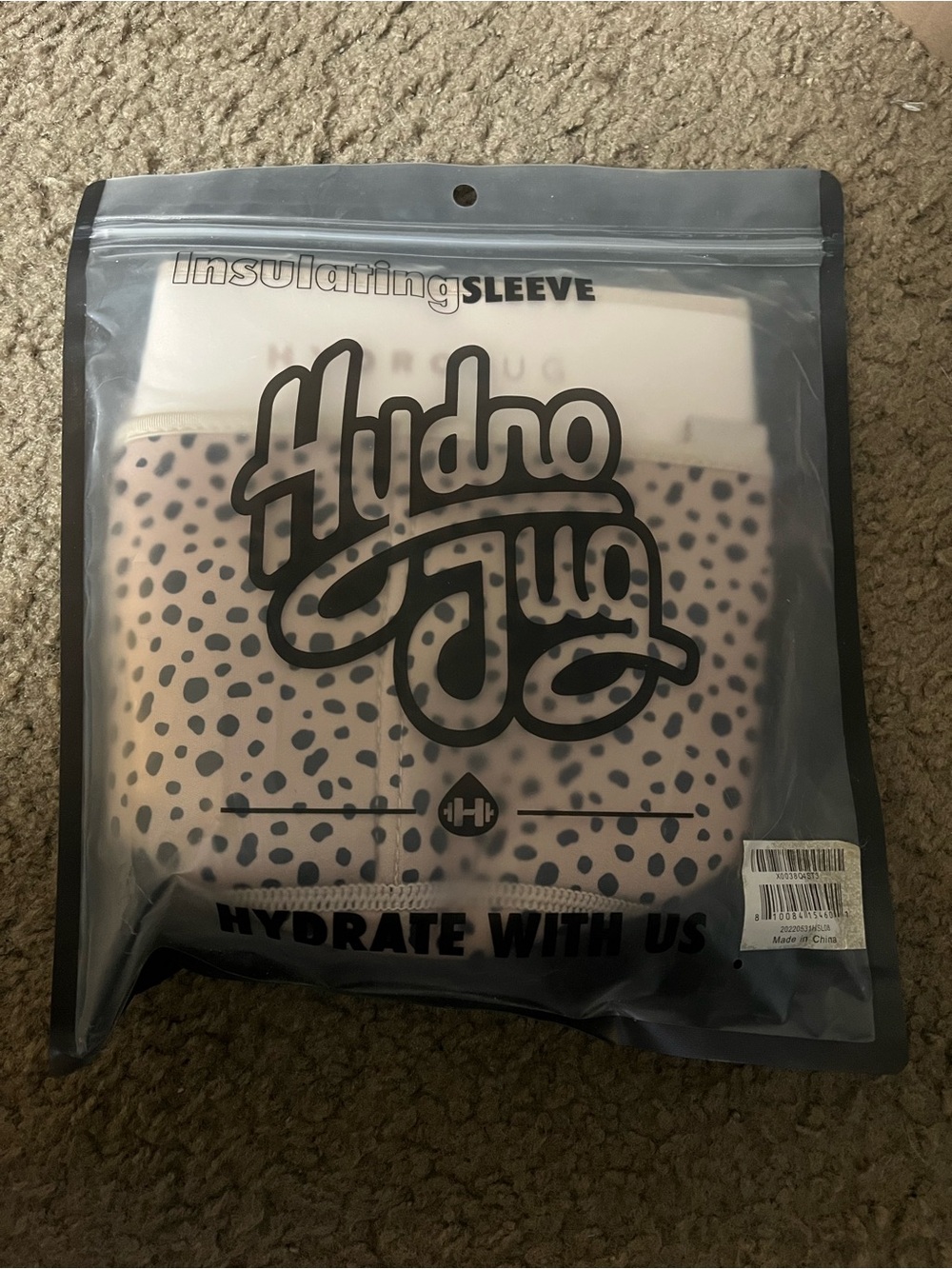 Hydro Jug Insulating Sleeve in Light Brown with Black Spots